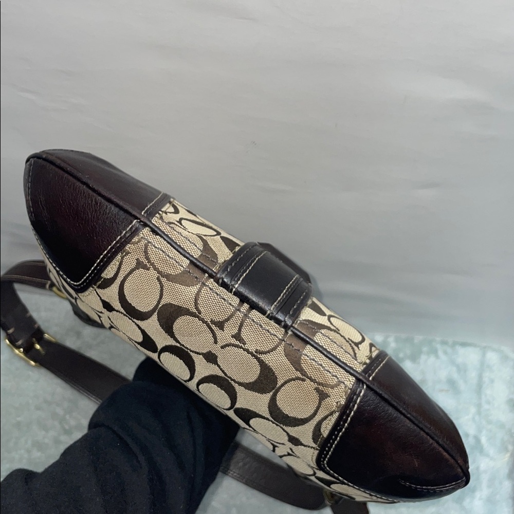 Coach ‘Hampton’ Signature Hobo - Picture 5 of 12